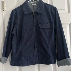 Womens Crossroads zip up Jean Jacket, size 10